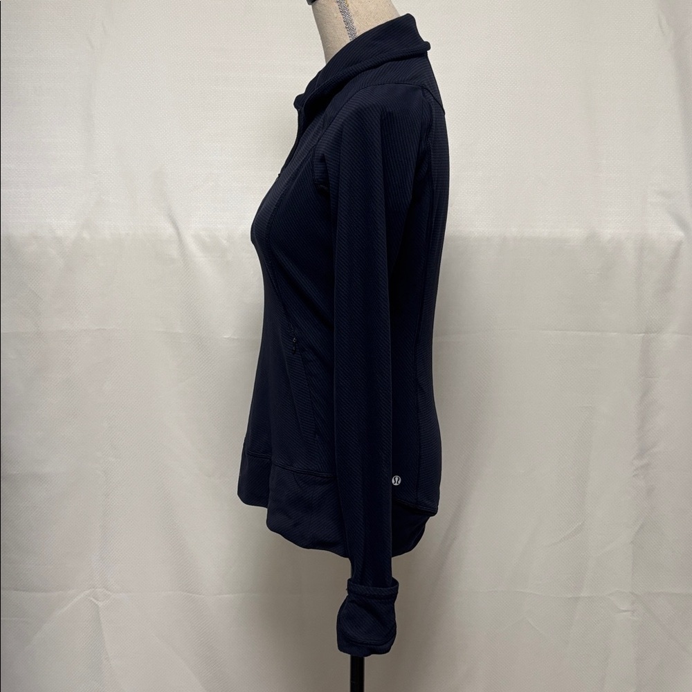 Lululemon Think Fast Pullover - Picture 3 of 5